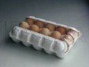 Ambalare caserola cu oua in flow pack cu film shrink