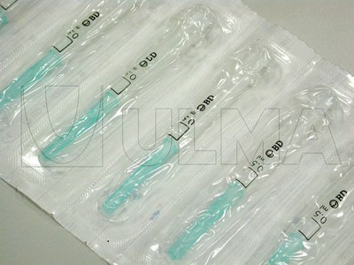 Ambalare seringi 5 ml in termoformare cu film flexibil